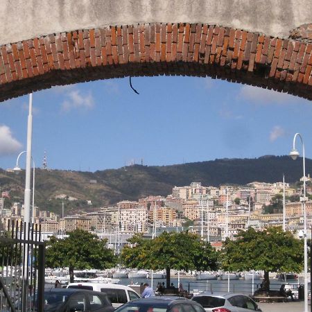 Una Porta Sul Porto Antico Génova Exterior foto