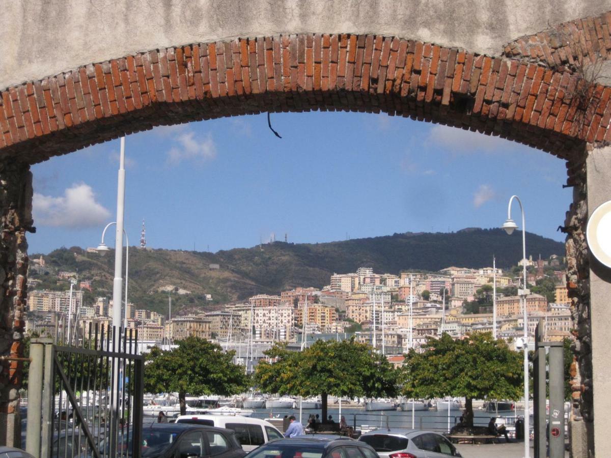 Una Porta Sul Porto Antico Génova Exterior foto